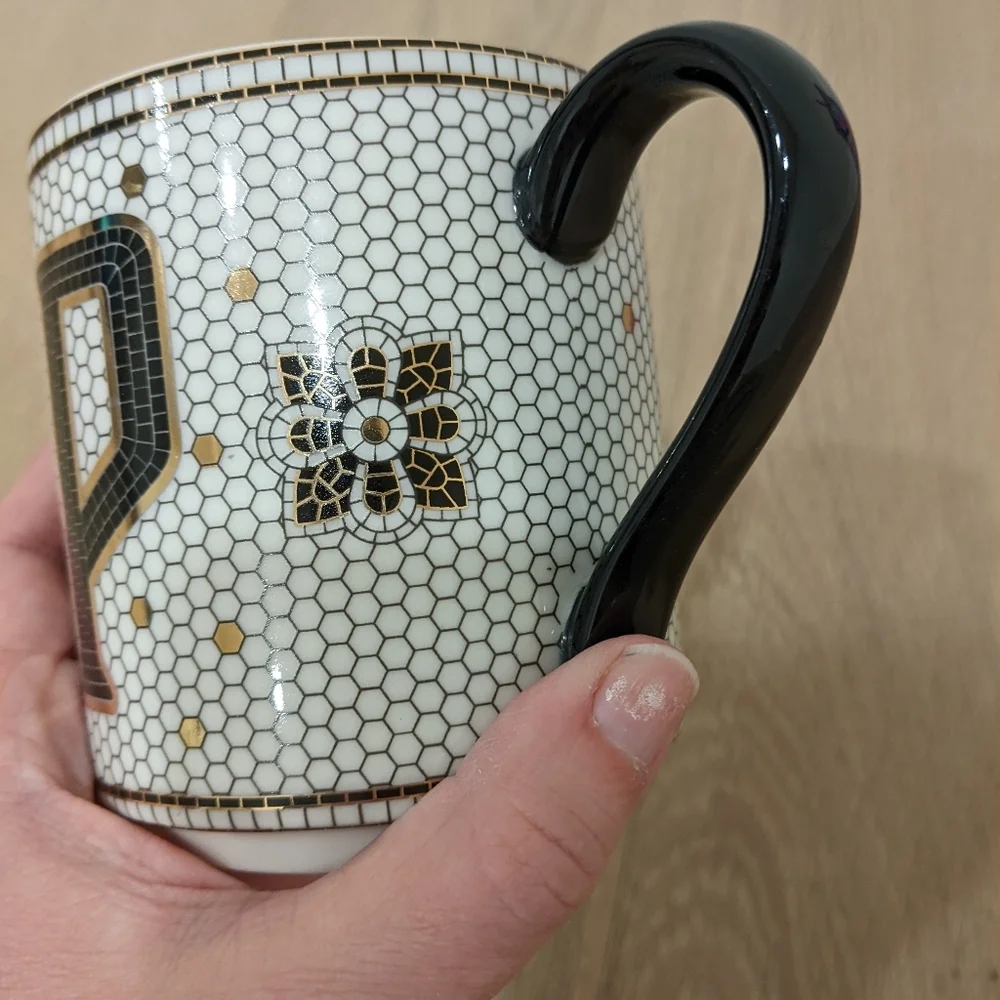 "P" Monogram Tile Mug - Picture 4 of 6